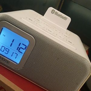 IHome Bluetooth Alarm Clock/Speaker